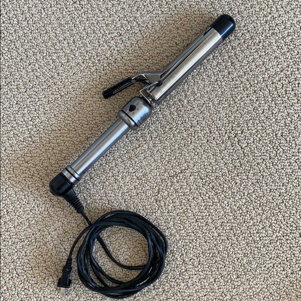 Hot Tools Titanium 1.25 inch curling iron